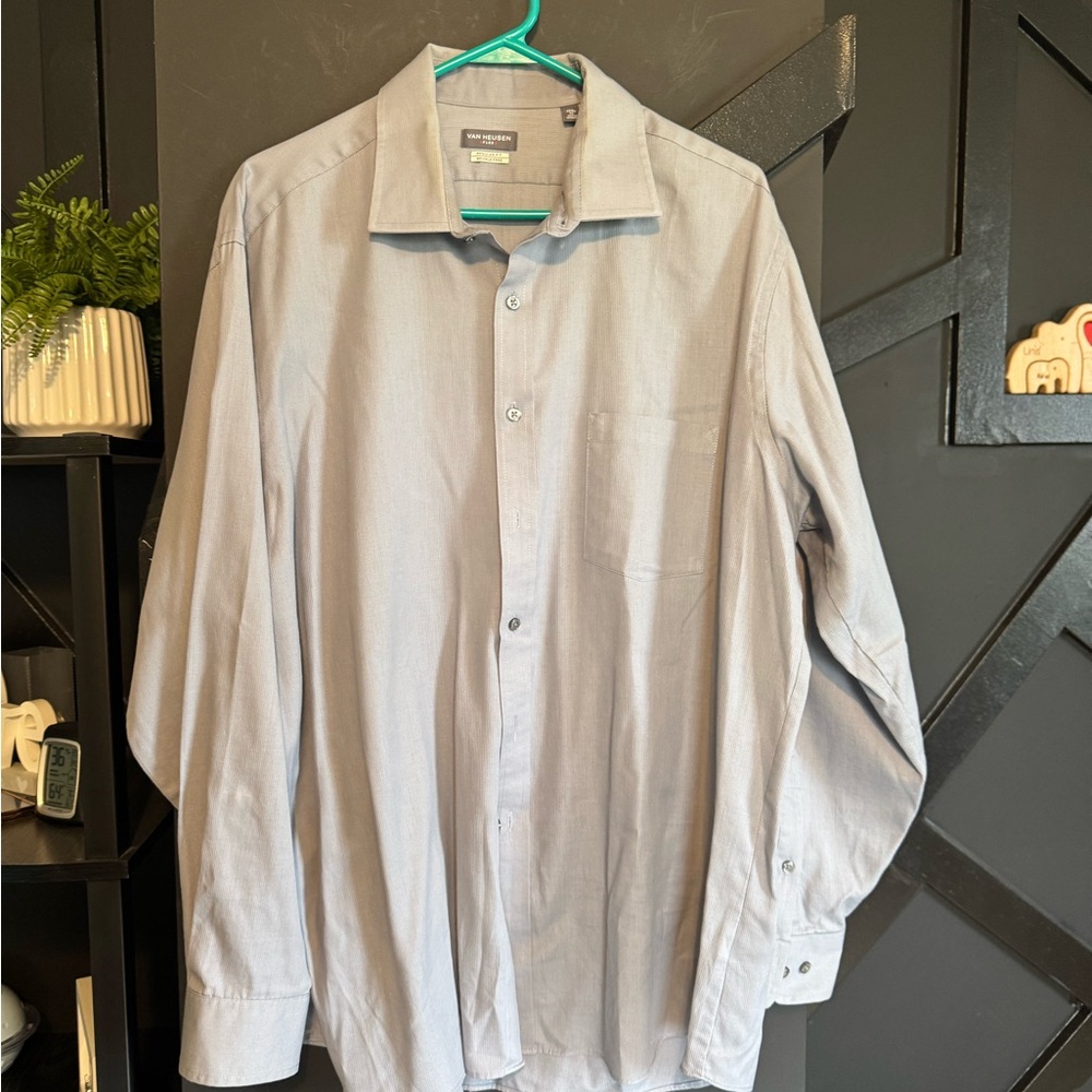 Van Heusen Flex Regular Fit Wrinkle Free Gray Dress Shirt Men’s XL 17.5 34/35